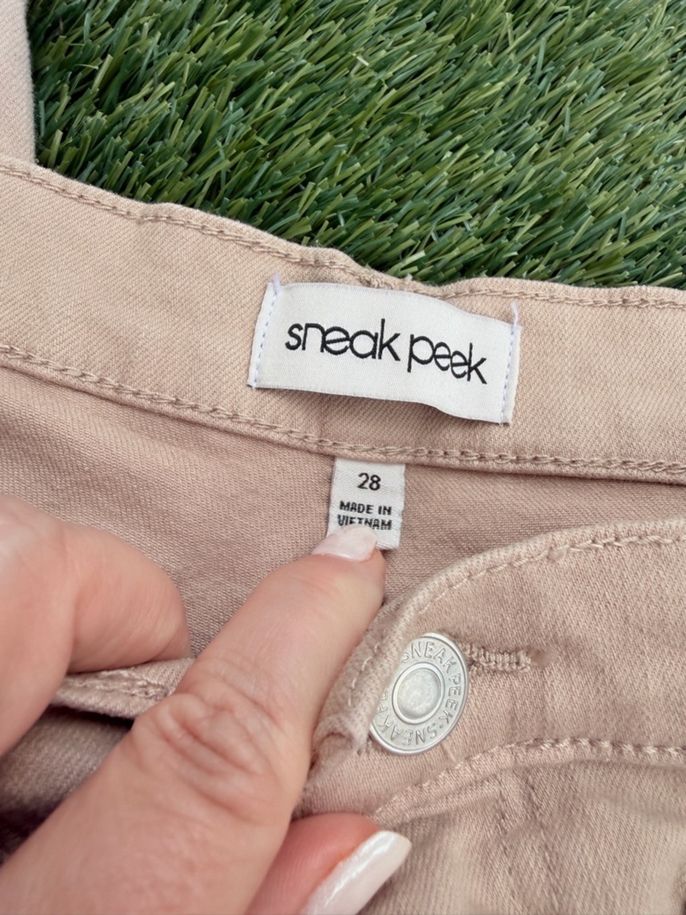 Shop Avara Boutique Tan Cropped Wide Leg Jeans with Patch Pockets - Picture 2 of 10
